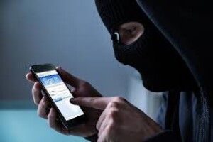 Представлявся банкіром: перебуваючи у в’язниці, засуджений ошукав десятки людей