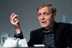 Російський літератор точно описав «своїх» ієрархів: «Виють, як вовкулаки, які упустили здобич» (Відео)