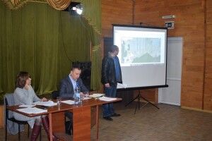 У Рівненській громаді депутати три години дискутували як розподілили 10 мільйонів гривень 