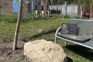 На Волині водій вночі розтрощив сквер пам'яті загиблого Героя-«Кіборга»