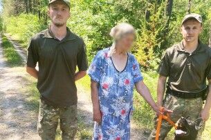 Дві доби провела у лісі: на Рівненщині розшукали зниклу безвісти пенсіонерку
