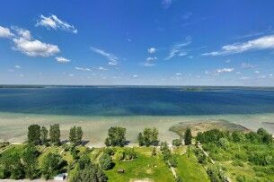 Дно перевірили, пляжі обробили: Шацькі озера на Волині готові до старту літнього сезону