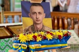 Нововолинськ провів в останню путь 20-річного захисника України