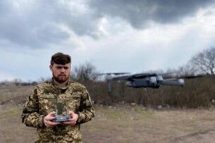 Нововолинська міська рада на 1,2 млн грн закупила шість квадрокоптерів для військових