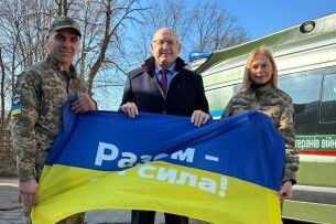 Госпіталь на Волині отримав сучасну «швидку» від польських партнерів