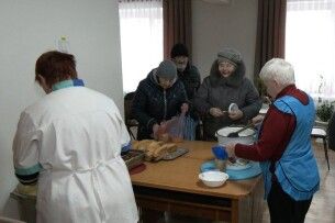 Щодня годують 150 людей: як працює Луцький терцентр
