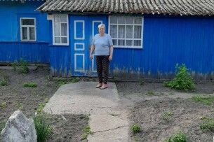 Переселенка знайшла прихисток на Волині: «Мені вже нема куди вертатися  – в Мирнограді все розбомблено»