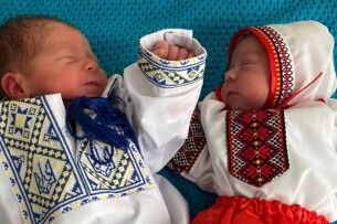 Березневий бум у Луцьку: у перинатальному центрі народилася трійня дівчаток