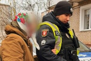 На Волині патрульні доставили додому літню жінку, яка заблукала