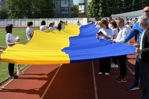 Заради Героїв на Волині юні провели забіг