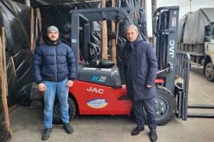 Напередодні Нового року громада на Волині передала військовим «подарунки»