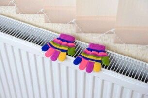 Вперше за сезон у селищі на Волині подали тепло до закладів освіти