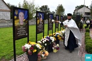 У селі на Волині відкрили алею пам'яті воїнам-землякам