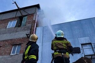 У Луцьку ліквідували задимлення з покрівлі котельні