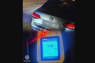 На Волині посеред ночі роз’їжджала на авто п’яна водійка