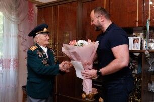 Мер Луцька привітав 100-літніх ветеранів Другої світової
