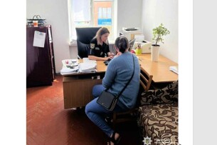 На Заході України жінка з «важкою хворобою», обіцяючи шлюб військовим, виманила у них пів мільйона гривень