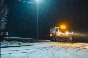 Головні дороги Волині розчищали 26 одиниць техніки від снігу
