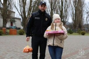 На Волині інспектор поліції перетворився у Святого Миколая