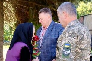 На Волині матері загиблого захисника вручили орден «За мужність» ІІІ ступеня