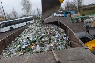 Луцьк сортує: на переробку відправили 5 тонн скла