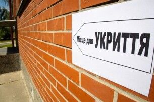 Без сховища не збудують: президент підписав закон, що змінює правила містобудування