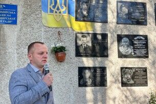 У гімназії на Волині відкрили меморіальні дошки новим двом загиблим Героям