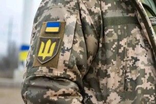В Ужгороді мобілізований чоловік вистрибнув з третього поверху будівлі ТЦК