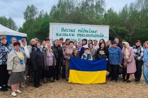 Усі свої пелюстки волинський «Квітоліс» схилив перед мамами та дружинами Героїв…