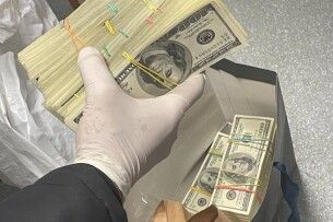 НАБУ викрили схему Волинської митниці, яку очолює син службовця Офісу Президента