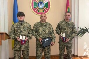 Троє волинських прикордонників отримали державні нагороди