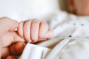 Волинські медики врятували життя породіллі з критичною тахікардією