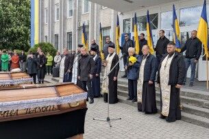 Ковель провів в останню дорогу двох Героїв - Максима Плотнікова та Руслана Фатхудінова 