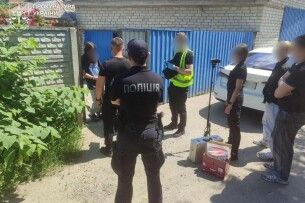 Зрада за копійки: молодик з Полтавщини відправив військовому пляшку з отрутою