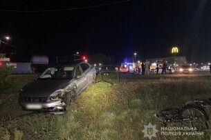На Волині «Volkswagen» врізався у карету швидкої