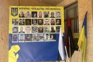 «Віримо, чекаємо, молимося»: у селі на Волині відкрили Стенд пам'яті зниклим воїнам