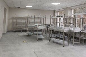 У ліцеї на Волині майже готові до відкриття оновленого харчоблоку