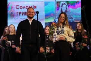 «Овація»: в Луцьку урочисто нагородили юних художників та музикантів