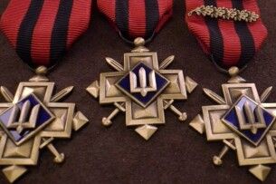 Гравця ФК «Волинь», який добровільно пішов на фронт, нагородили «Золотим хрестом»