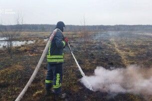 Березень, а на Волині вже горить торф!