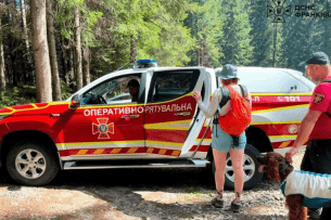 На Прикарпатті рятували туристку з немовлям