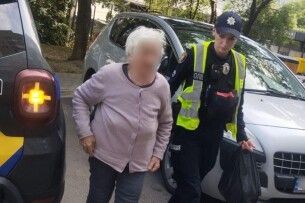 У Луцьку повернули додому 83-річну бабусю, яка загубилася