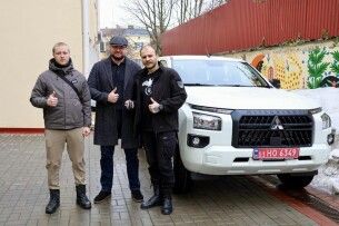 Луцька громада передала пікап «Ведмедям» для «полювання» на Півдні