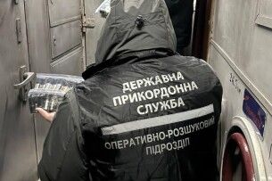 На Волині обшукали потяг на Варшаву: що знайшли у вентиляції