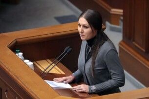Федина: серйозну розмову про армію, в якої забрали 40 млрд грн, Стефанчук перевів у скандал