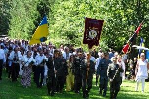 Понад 30 громад Волині об'єднав патріотичний фестиваль в урочищі Вовчак