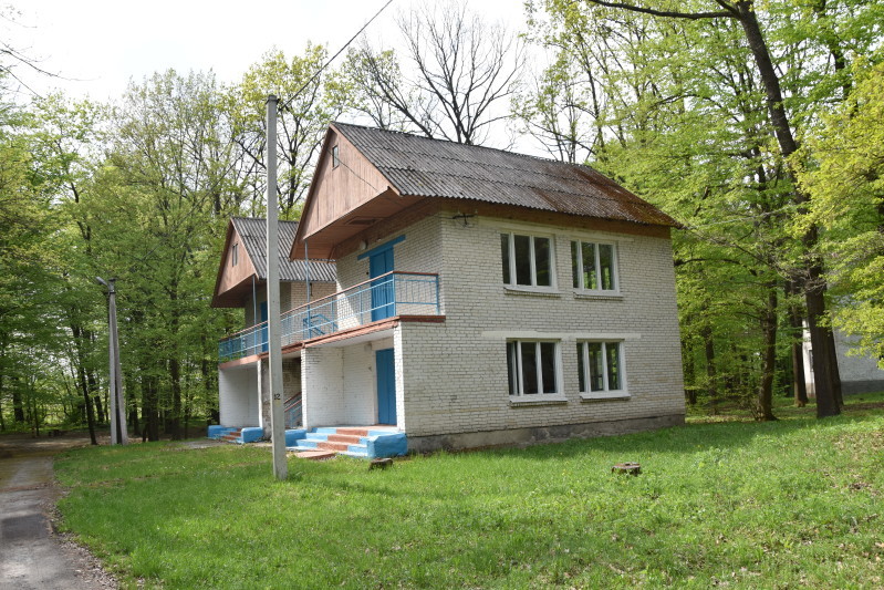 Заміна даху одного парного будиночка коштувала 400 тис. грн.