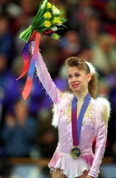 Перше золото Україні на зимовій Олімпіаді здобула Оксана Баюл.