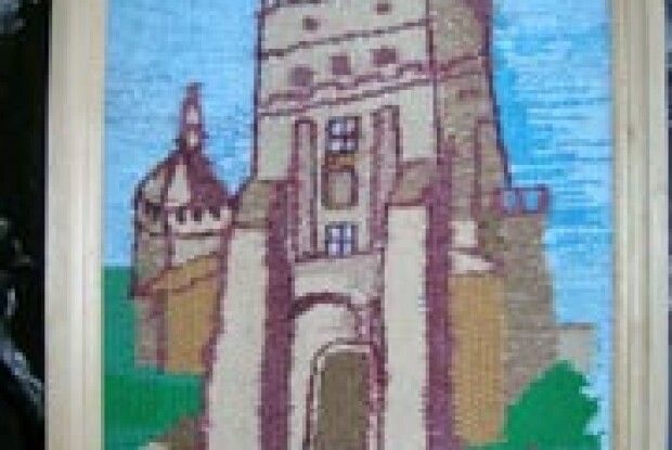 СИМВОЛІЧНИЙ ПОДАРУНОК ЛУЧАНКИ *