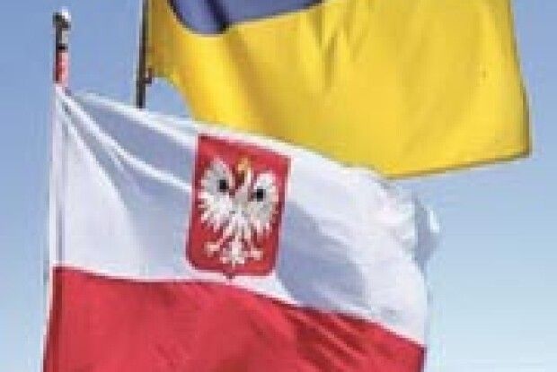 АНТИУКРАЇНСЬКА ІСТЕРІЯ ШКОДИТЬ ДОБРОСУСІДСТВУ